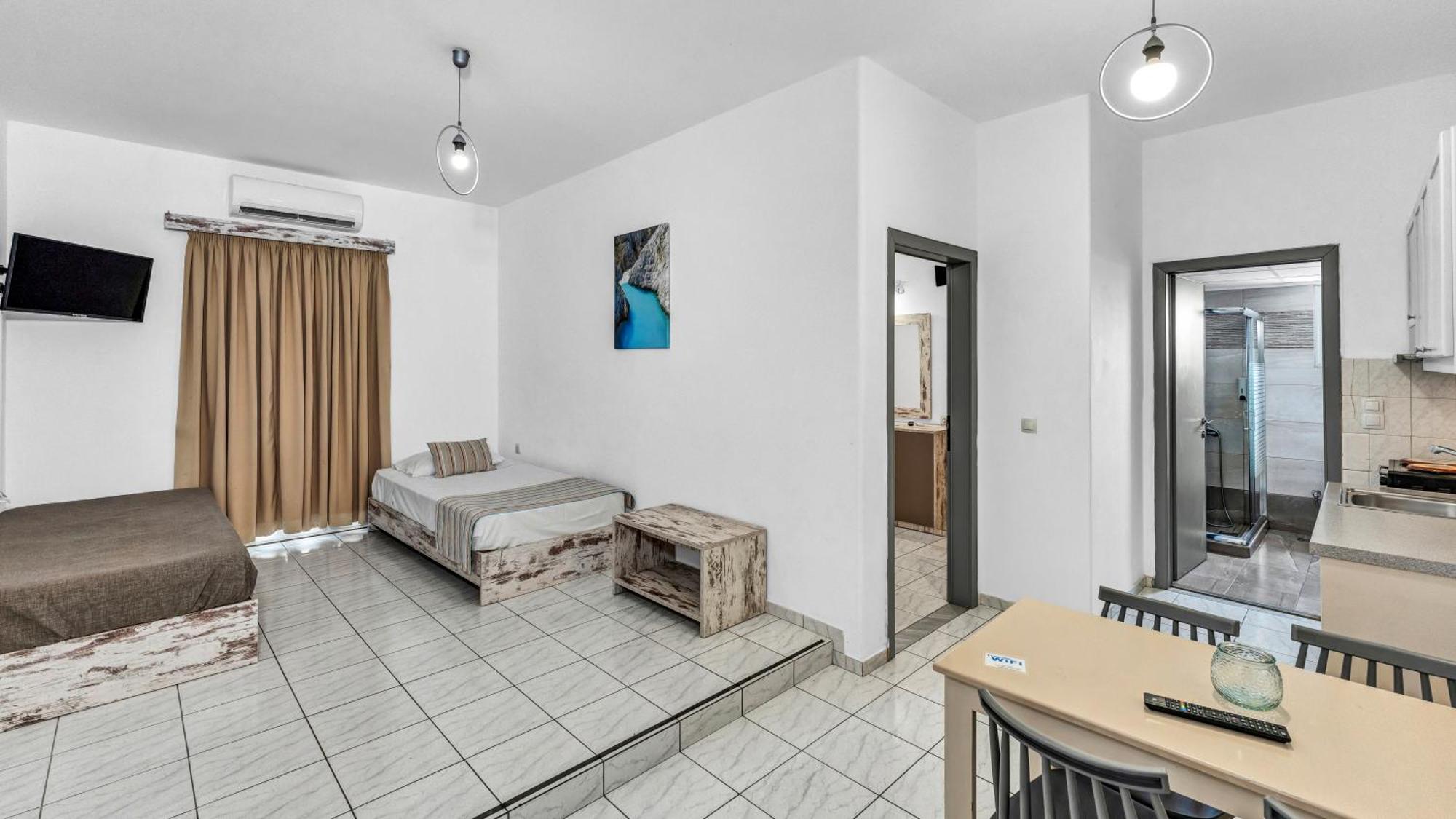 Evina Rooms & Suites Kokkini Hani Экстерьер фото