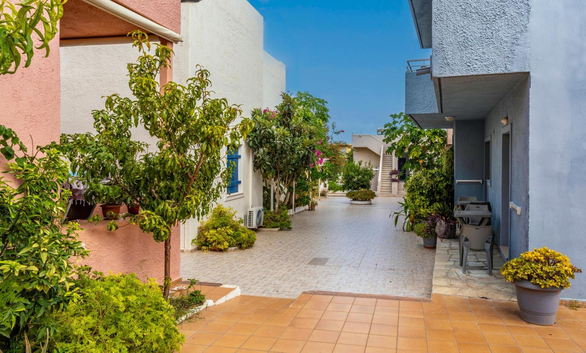 Evina Rooms & Suites Kokkini Hani Экстерьер фото