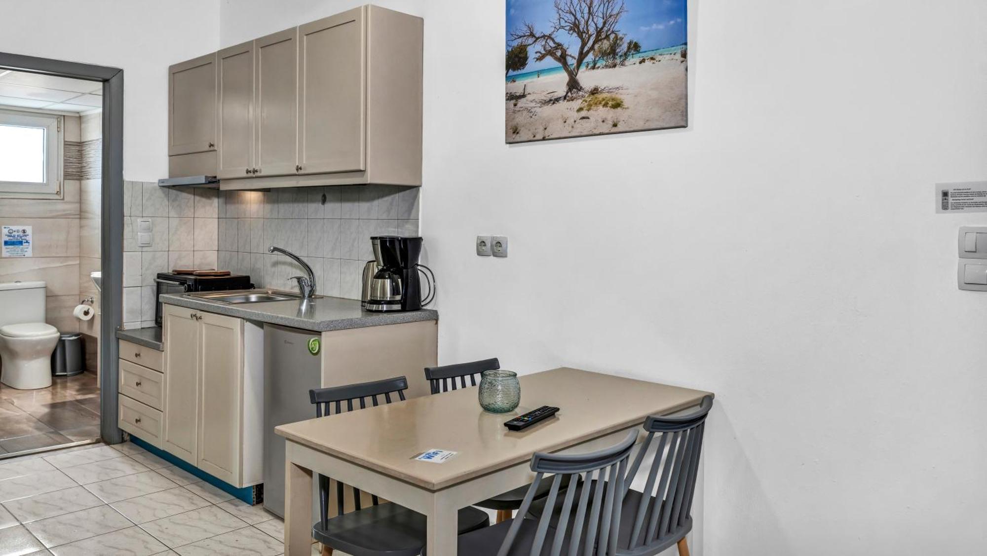 Evina Rooms & Suites Kokkini Hani Экстерьер фото